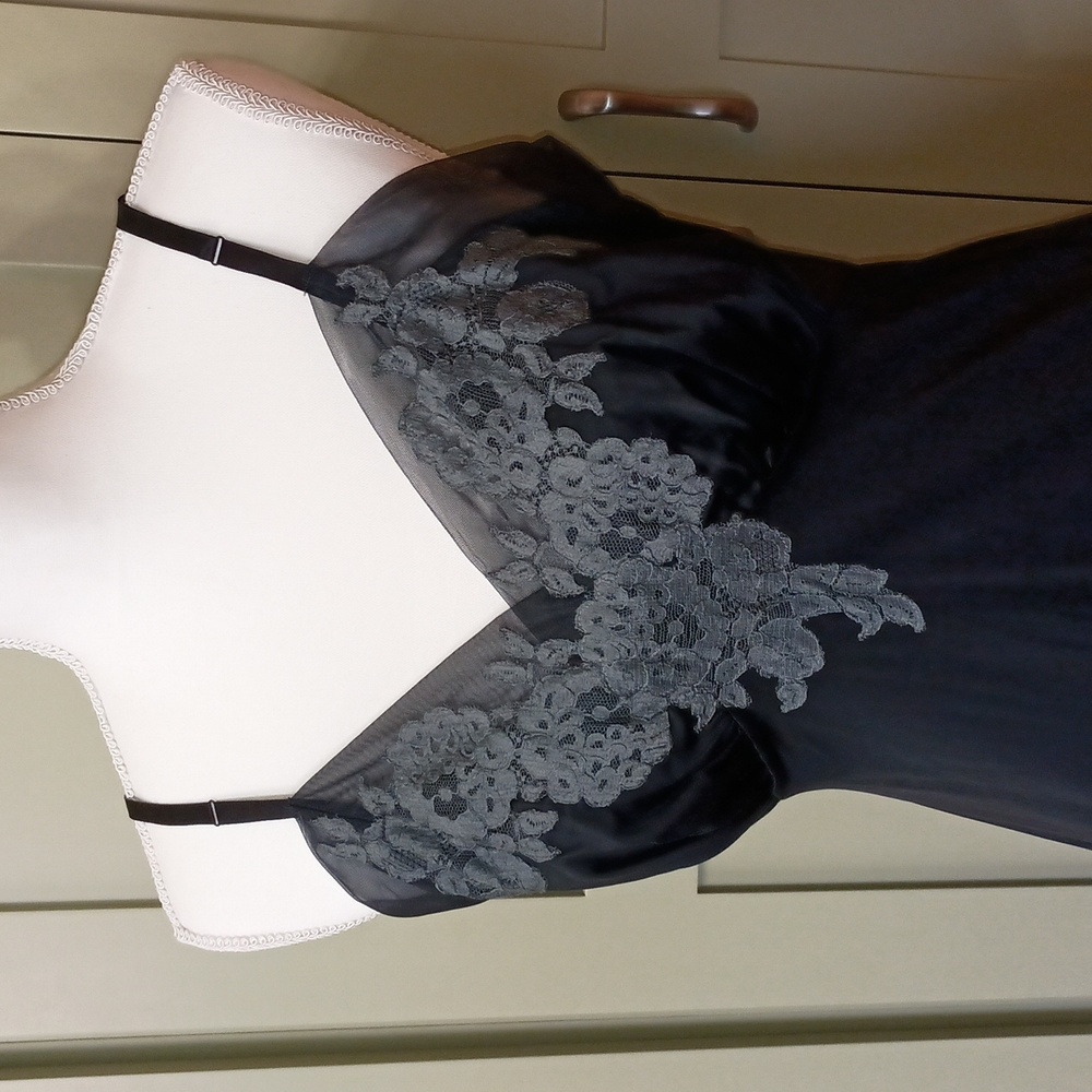 Vintage Van Raalte Slip